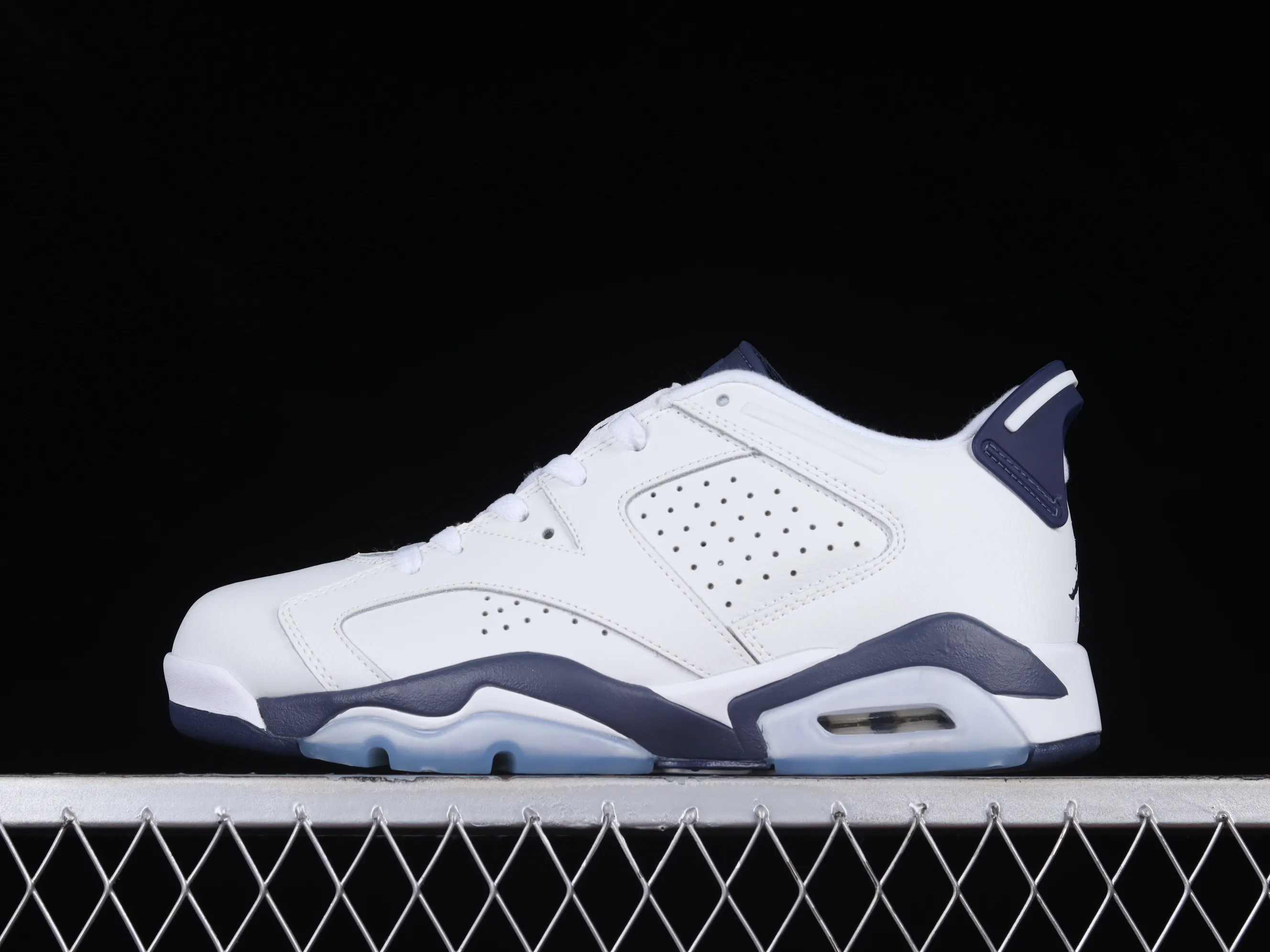 All categories Air Jordan Jordan series basketball shoes Air Jordan 6 Air Jordan 6 Retro "Midnight Navy" AJ6 Joe 6 white and navy low-top basketball shoes CT8529-141